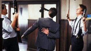 穿墙隐形人 photo