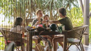 一百万分钟 photo