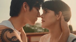 龙月 photo