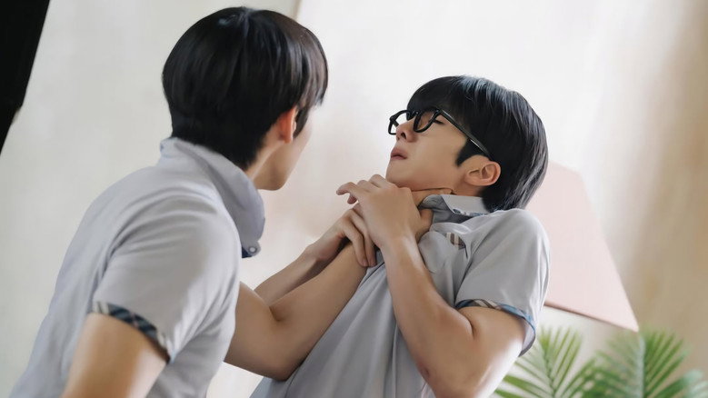 我们生活在谎言之中 photo