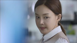 女人的战争之肮脏的交易 photo