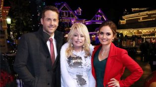 Christmas at Dollywood photo