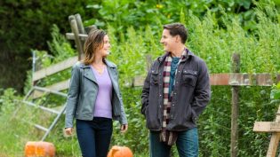 October Kiss photo