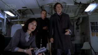 Threshold photo