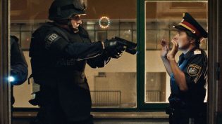 警事：以暴制暴 photo