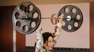 大力女子姜南顺 photo