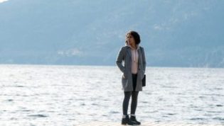 藕断丝连 photo