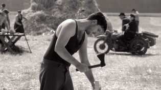 1945 photo