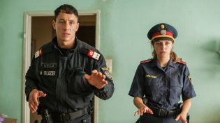 警事：以暴制暴 photo