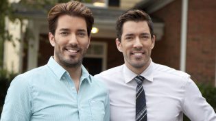 Property Brothers: Buying and Selling photo