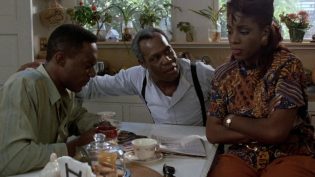 带怒而眠 photo