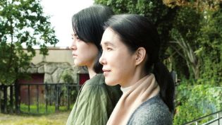 侧颜 photo