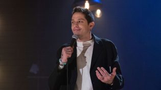 Pete Davidson: Alive from New York photo