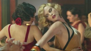 巴黎烟云 photo