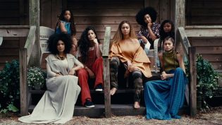 Beyoncé - 柠檬水 photo
