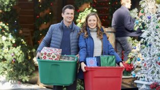 Check Inn to Christmas photo