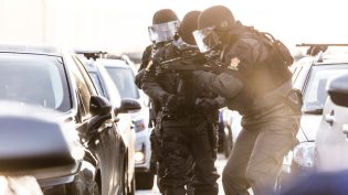 警探维斯廷 photo