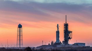 火星时代：深入SpaceX photo