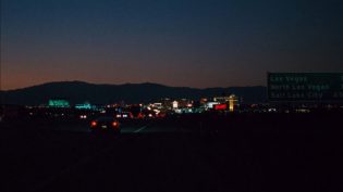 在某处 photo