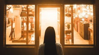 照明商店 photo